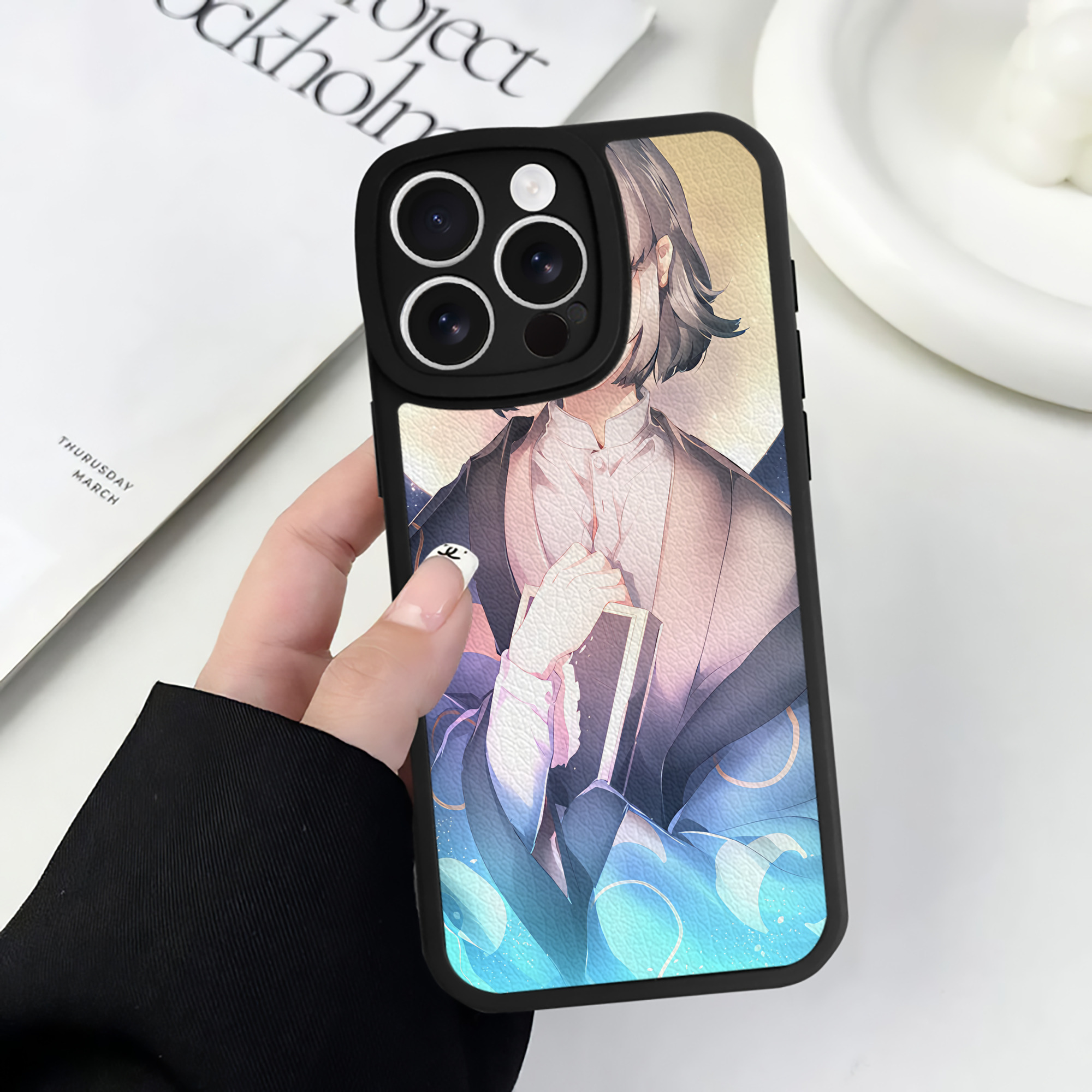 （画像用） 文豪ストレイドッグス Bungo Stray Dogs 【iPhone 16シリーズ対応】シリコンスマホケース（レザー調） 材質：シリコン